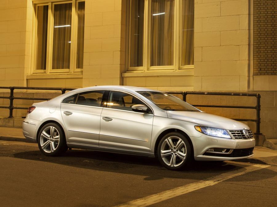  Volkswagen Passat CC 2012 года  (US) (фото 7 из 16)